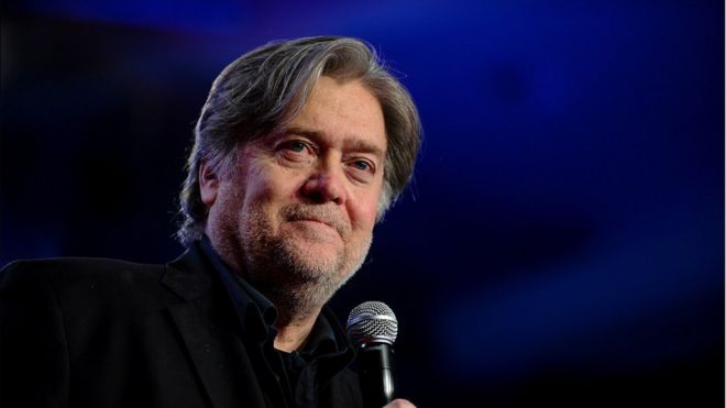 Steve Bannon charged with fraud over Mexico wall funds