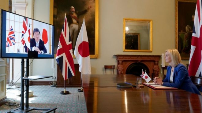 UK signs first major post-Brexit trade deal with Japan