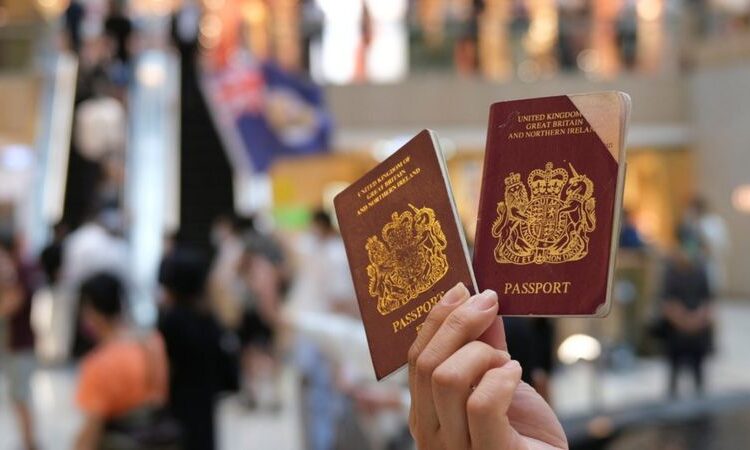 China warns UK not to offer citizenship to Hong Kong residents