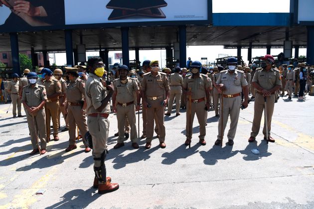 Hathras: UP Cops Deployed At DND Ahead Of Cong’s Visit