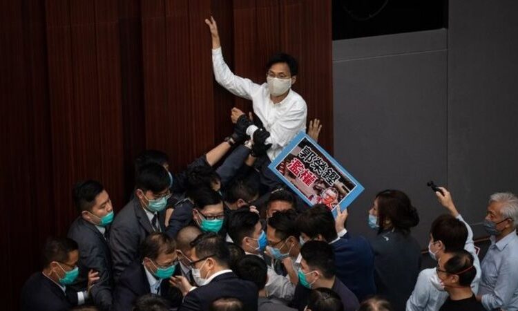 Hong Kong pro-democracy politicians arrested