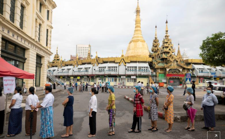  Myanmar’s Suu Kyi favoured to win as election gets underway