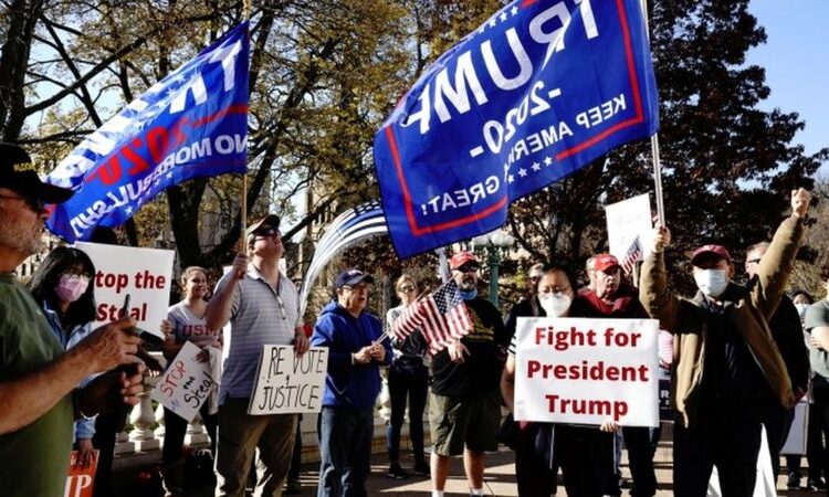 US election: Trump campaign seeks partial recount in Wisconsin