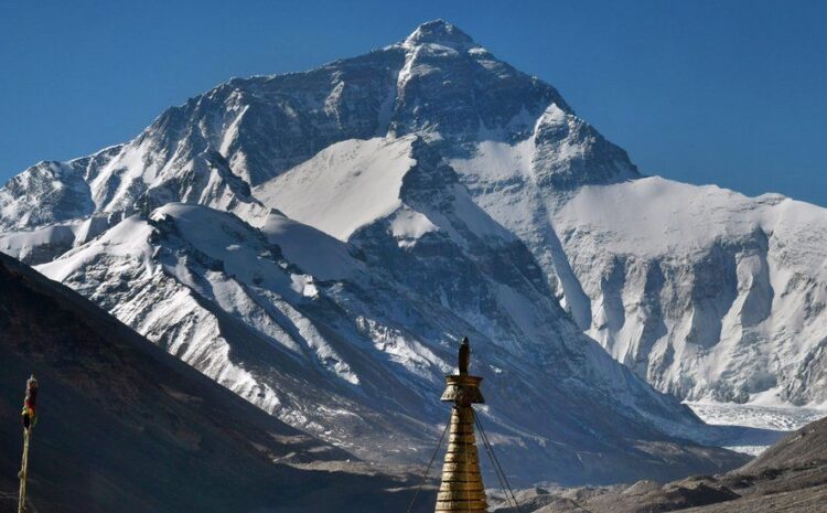 Everest: China to set up ‘separation line’ at summit