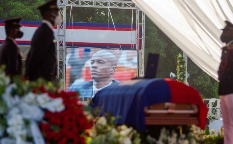  Jovenel Moïse: Unrest mars funeral of assassinated Haitian leader