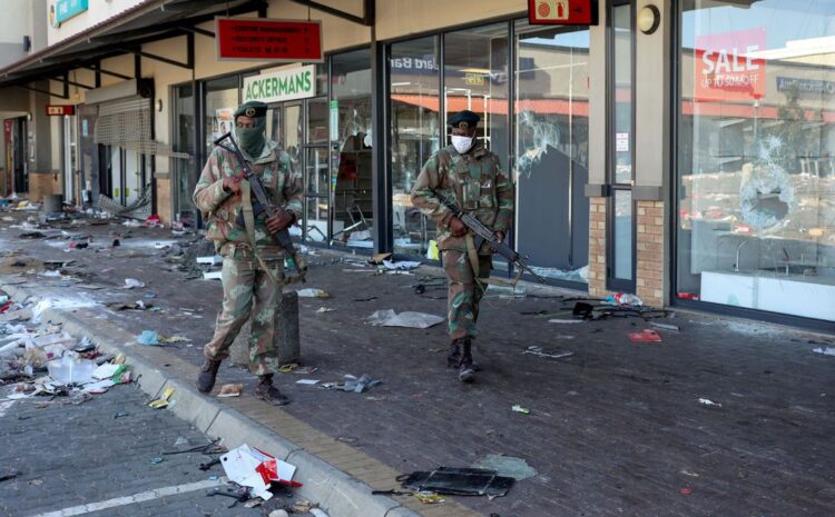  Worst violence in years spreads in South Africa as grievances boil over