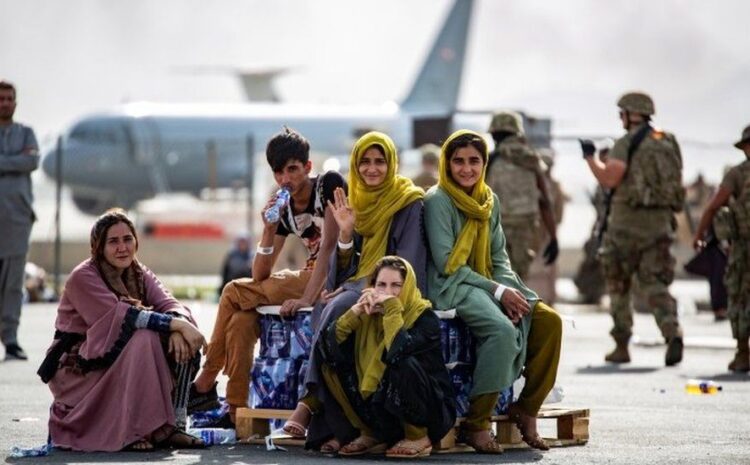 Afghanistan: US orders civilian jets to join evacuation