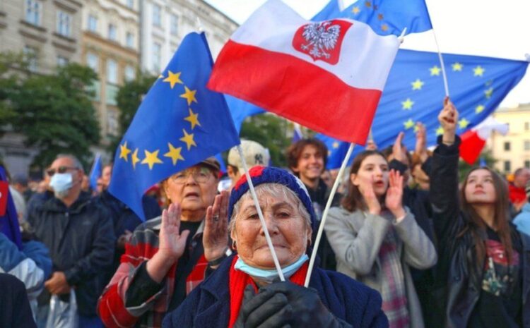  Poland told to pay €1m a day in legal row with EU