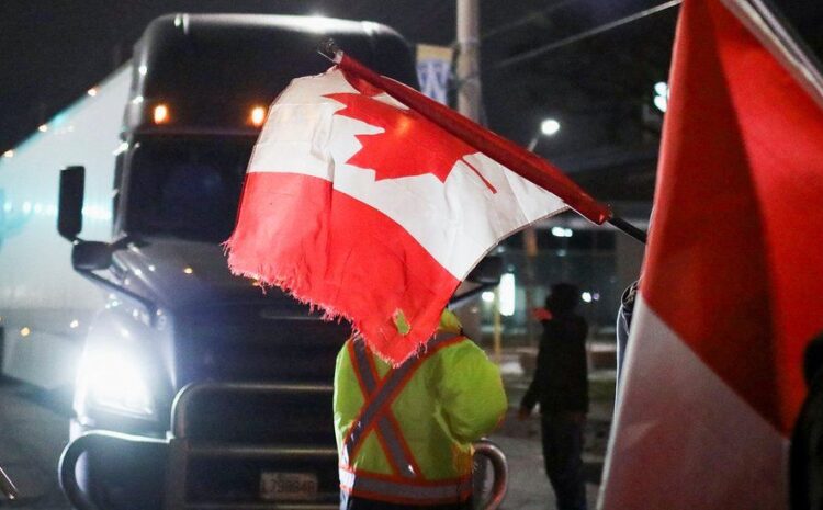 Freedom Convoy: Canada trucker protests force car plant shutdowns