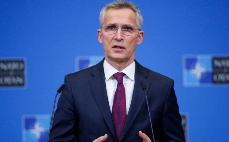  Ukraine crisis: No sign of Russian de-escalation, Nato chief says