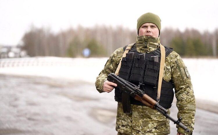  Ukraine border guards on the watch for Russian advance