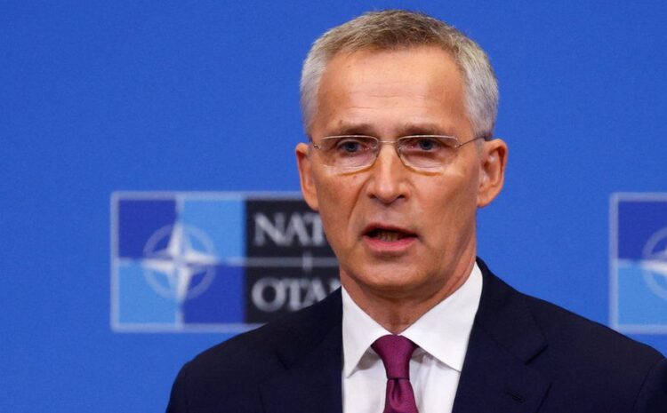  Ukraine war: Nato to send more troops to eastern Europe